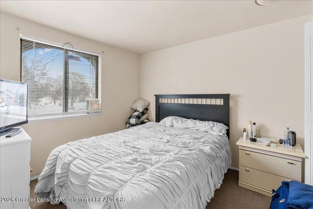 4400 Chadburne Dr Drive, Lansing, MI 48911