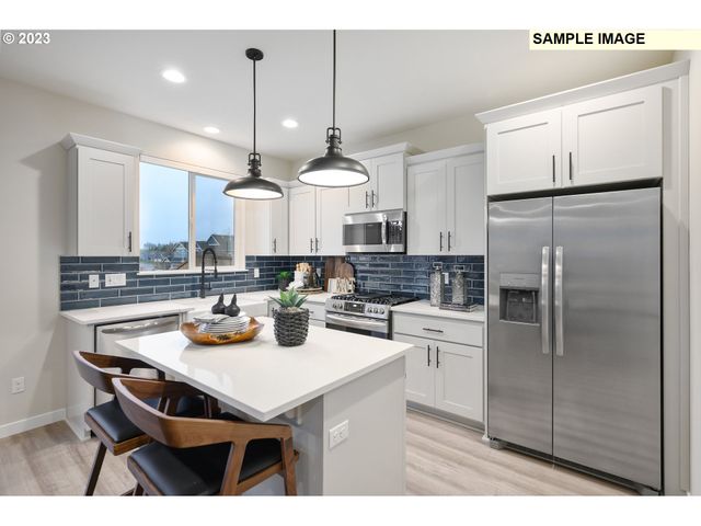 733 N RUSSET Pl 193, Ridgefield, WA 98642