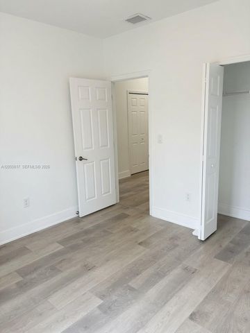 16654 SW 83rd Ln, Miami, FL 33193