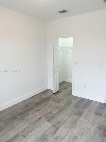 16654 SW 83rd Ln, Miami, FL 33193