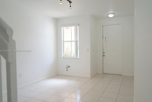 16654 SW 83rd Ln, Miami, FL 33193