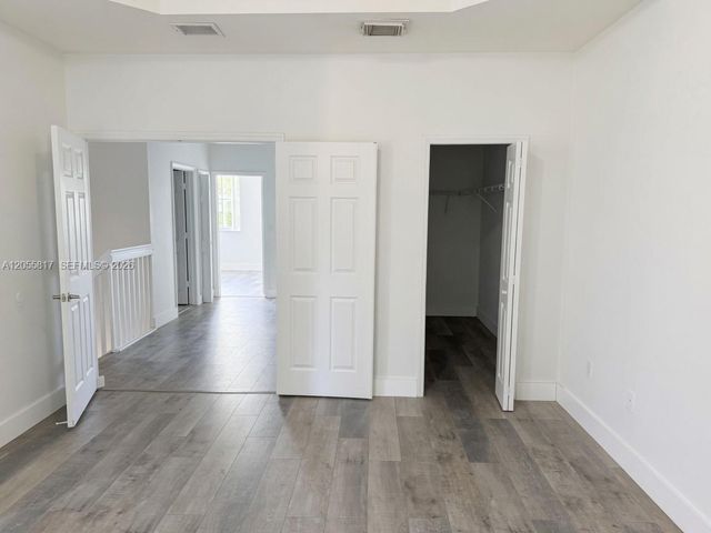 16654 SW 83rd Ln, Miami, FL 33193