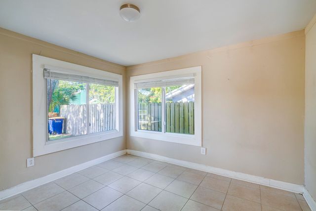 1204 Easter Avenue, Fort Pierce, FL 34950