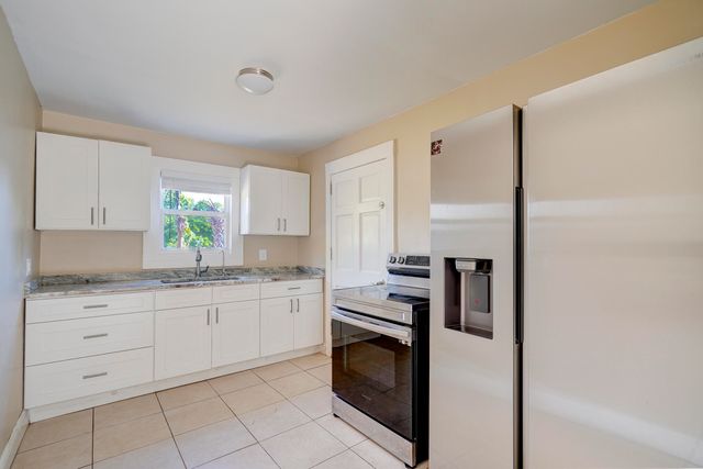 1204 Easter Avenue, Fort Pierce, FL 34950