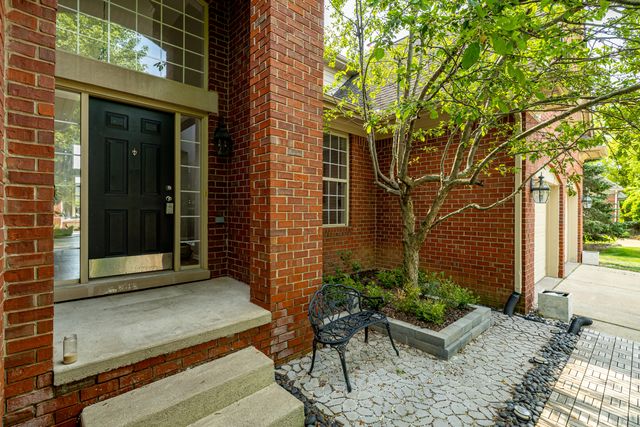 29170 Hemingway Drive, Novi City, MI 48377
