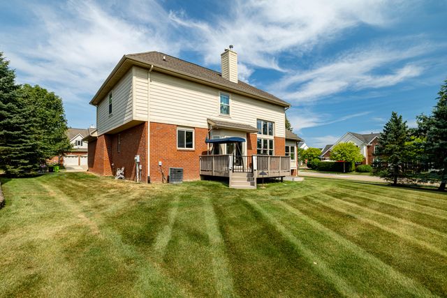 29170 Hemingway Drive, Novi City, MI 48377