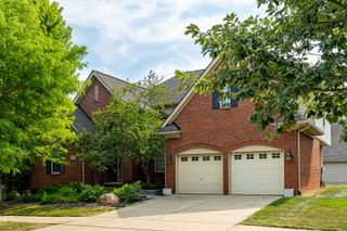 29170 Hemingway Drive, Novi City, MI 48377