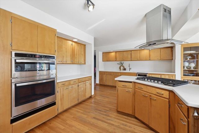 11 W 40th Ave, Spokane, WA 99203