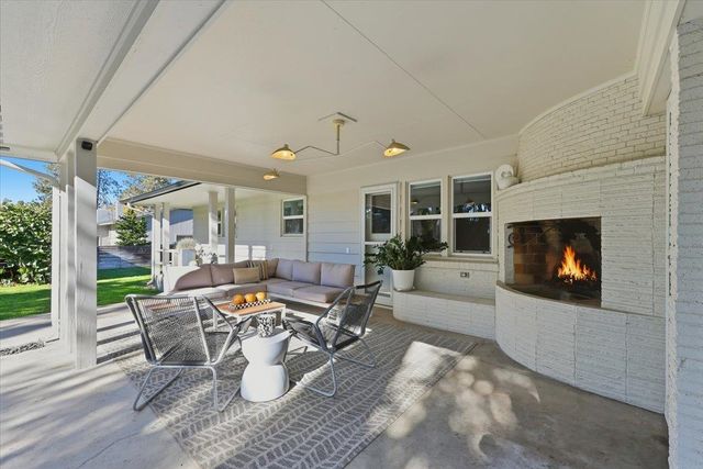 11 W 40th Ave, Spokane, WA 99203