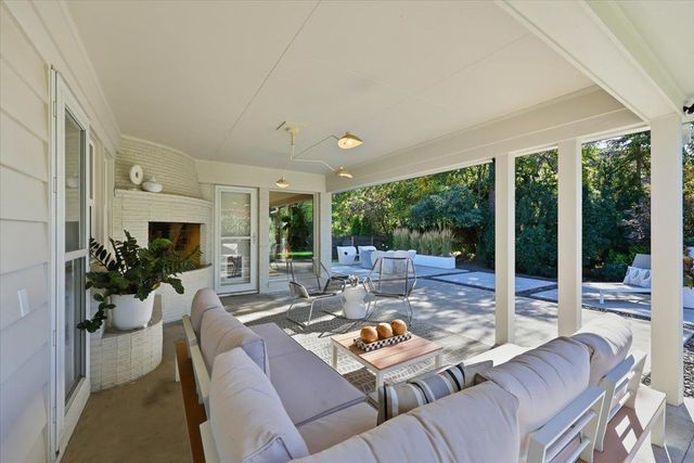 11 W 40th Ave, Spokane, WA 99203