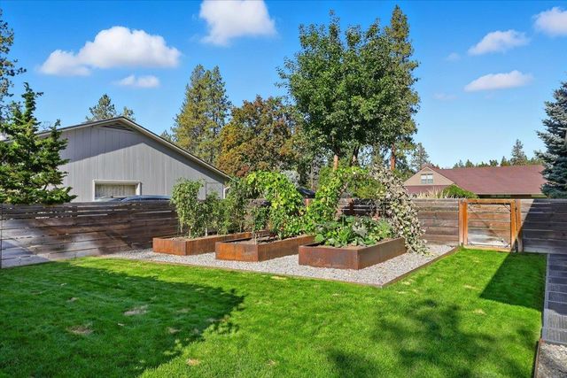 11 W 40th Ave, Spokane, WA 99203