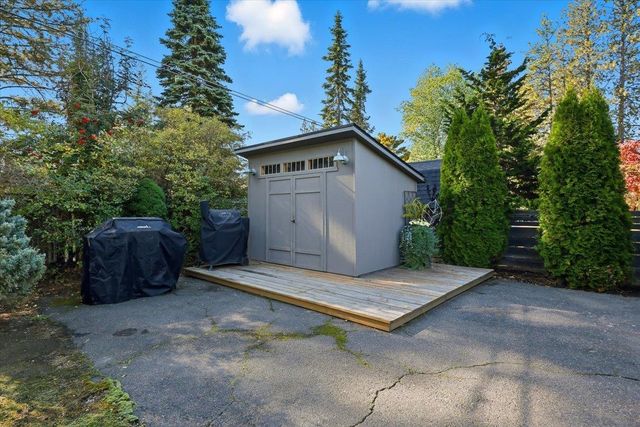 11 W 40th Ave, Spokane, WA 99203