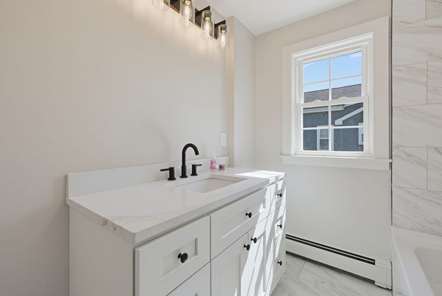 7 Dana Park, Hopedale, MA 01747