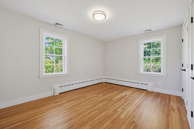 7 Dana Park, Hopedale, MA 01747