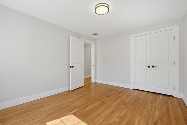 7 Dana Park, Hopedale, MA 01747