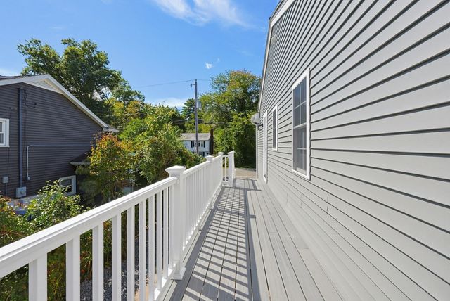 7 Dana Park, Hopedale, MA 01747