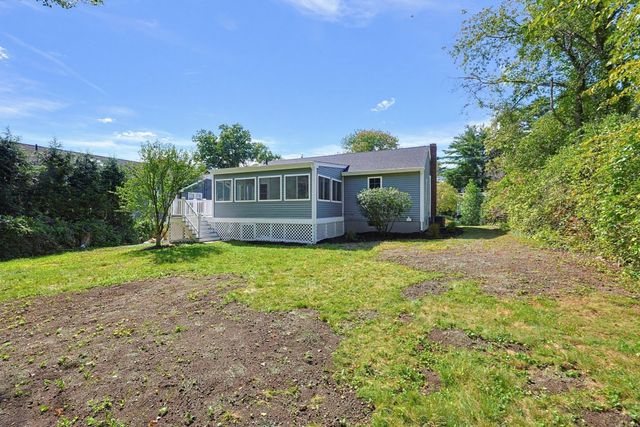 7 Dana Park, Hopedale, MA 01747