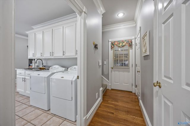 2875 Hampton Cove Way, Owens Cross Roads, AL 35763
