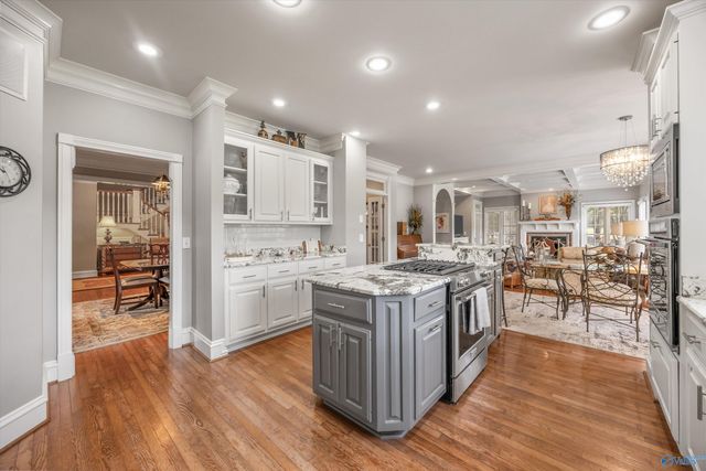 2875 Hampton Cove Way, Owens Cross Roads, AL 35763
