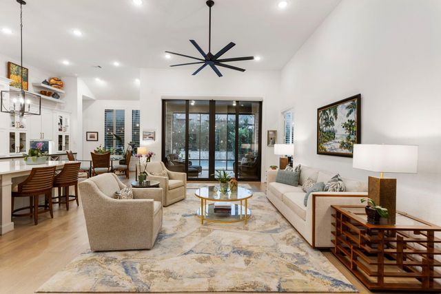 216 N Opulent Drive, Montgomery, TX 77316