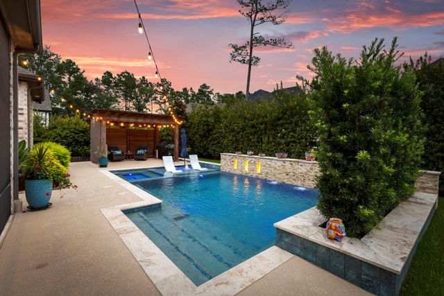 216 N Opulent Drive, Montgomery, TX 77316