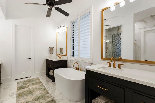 216 N Opulent Drive, Montgomery, TX 77316