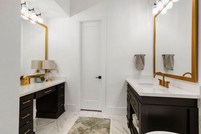 216 N Opulent Drive, Montgomery, TX 77316