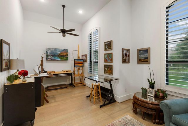 216 N Opulent Drive, Montgomery, TX 77316