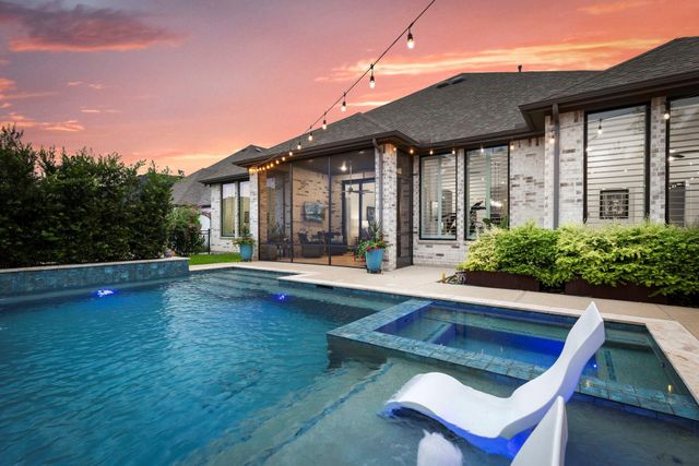 216 N Opulent Drive, Montgomery, TX 77316