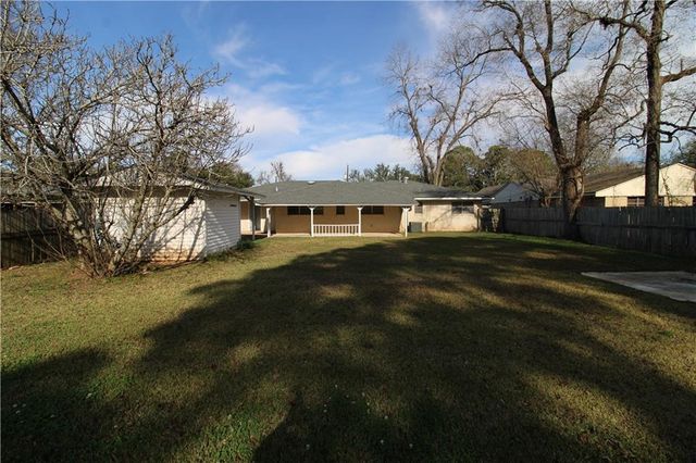 4113 LEON Drive, Alexandria, LA 71301