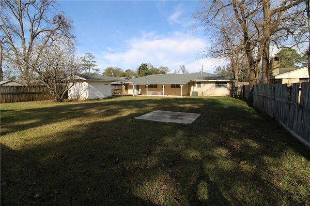 4113 LEON Drive, Alexandria, LA 71301