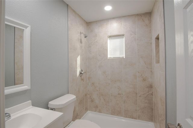 540 Hensley Drive, Grand Prairie, TX 75050