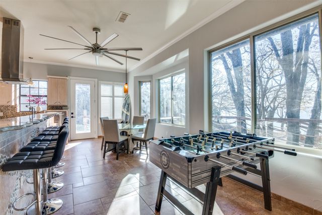 318 Dogie Trail, Oak Point, TX 75068