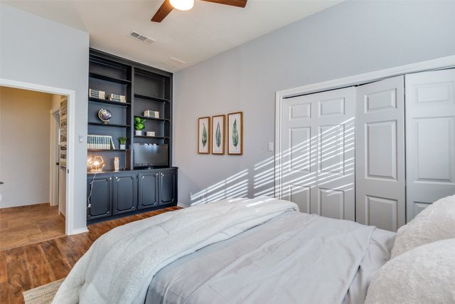 318 Dogie Trail, Oak Point, TX 75068