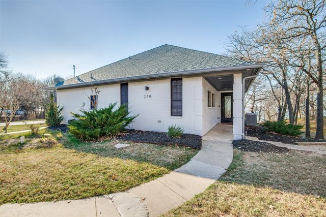 318 Dogie Trail, Oak Point, TX 75068