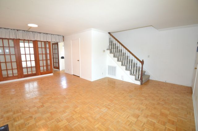 2011 25th Ave, S, Nashville, TN 37212