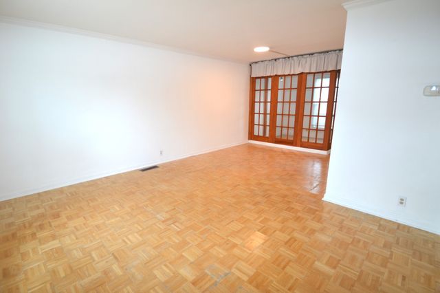 2011 25th Ave, S, Nashville, TN 37212