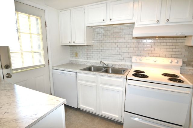 2011 25th Ave, S, Nashville, TN 37212