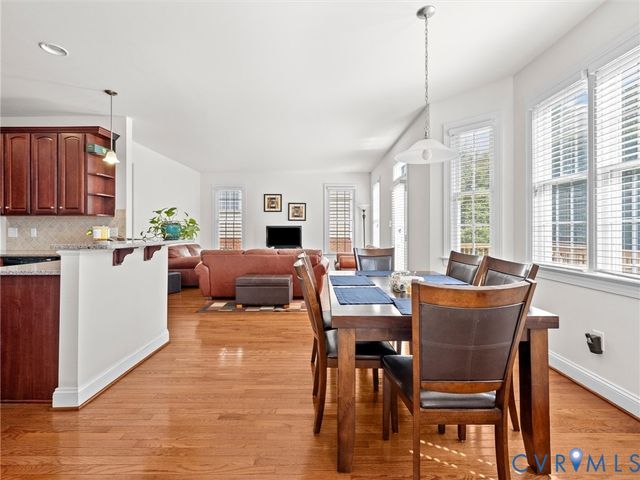 737 Colony Forest Dr, Midlothian, VA 23114