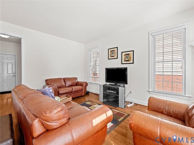 737 Colony Forest Dr, Midlothian, VA 23114