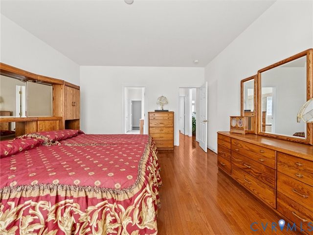 737 Colony Forest Dr, Midlothian, VA 23114
