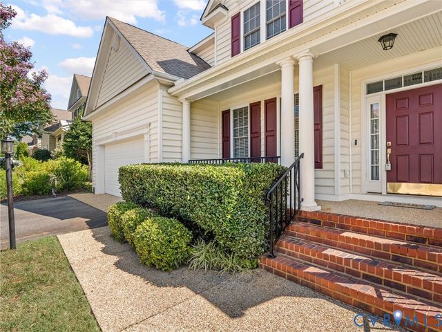737 Colony Forest Dr, Midlothian, VA 23114