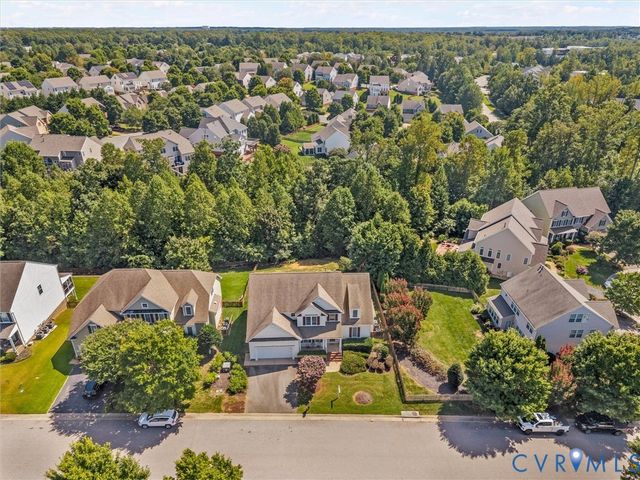 737 Colony Forest Dr, Midlothian, VA 23114