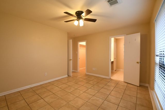 8611 Texas Acorn Avenue, Houston, TX 77078