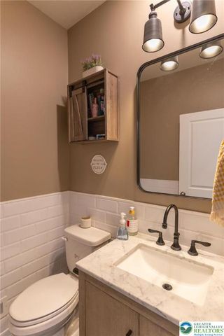 7536 Clayton Avenue, Coopersburg Boro, PA 18036