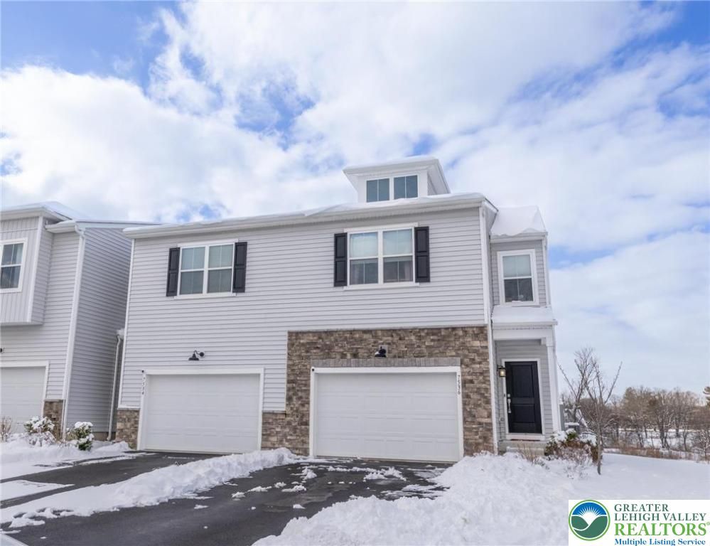 7536 Clayton Avenue, Coopersburg Boro, PA 18036