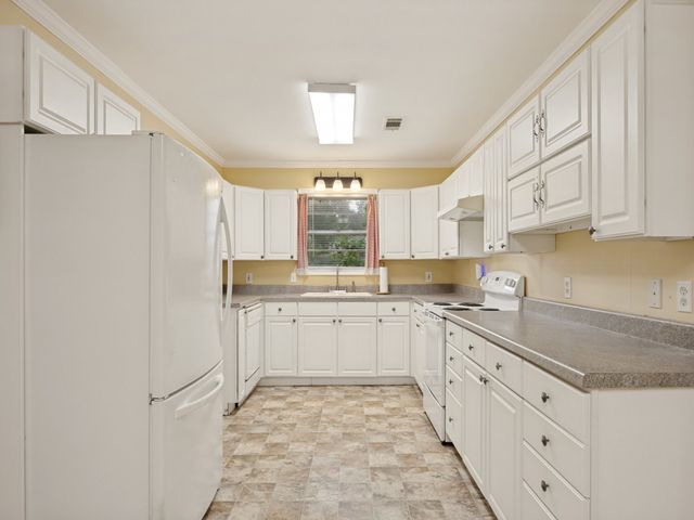1419 Hillcrest Drive, Sherman, TX 75092