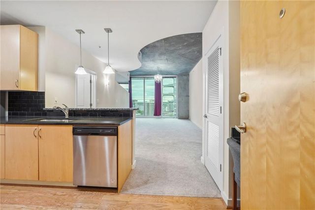 400 W Peachtree NW Street 1715, Atlanta, GA 30308