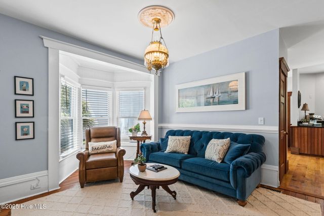 210 W West Street, Southport, NC 28461