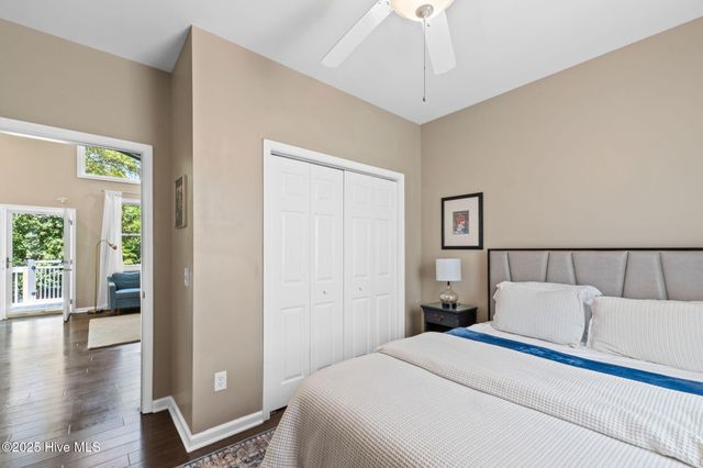 210 W West Street, Southport, NC 28461